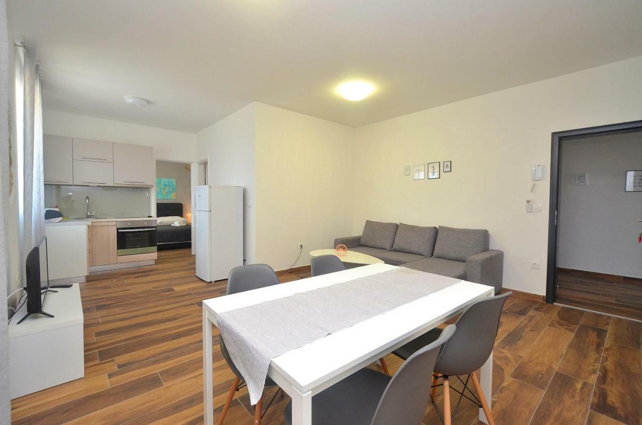 Stella Apartments Novigrad Istria Exterior foto